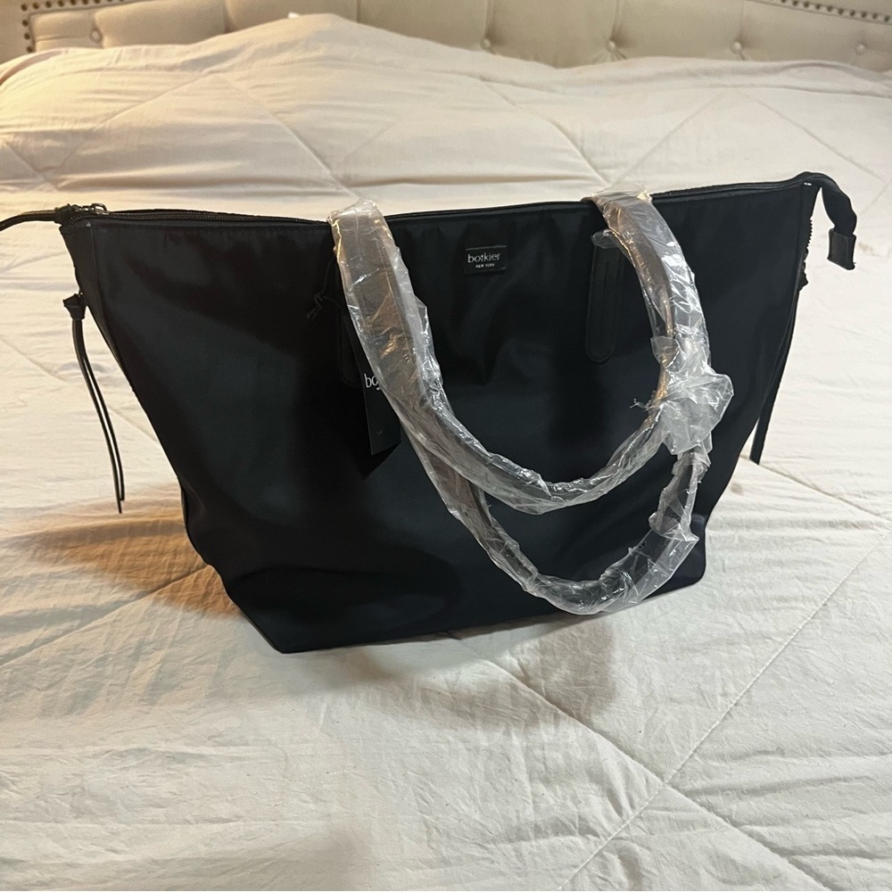 Botkier Bags Large Black Nylon Fabric Tote Shoulder Bag Spacious Women’s Purse - Picture 7 of 15